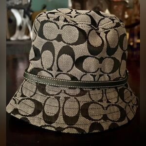 Coach Monogram Bucket Hat, Size S